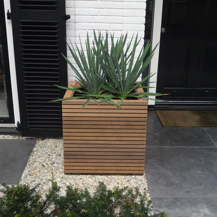 Garden Square Pot Eksotisk Treverk 120X120 Cm